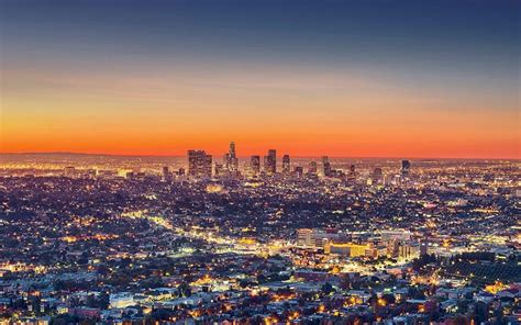 where is la